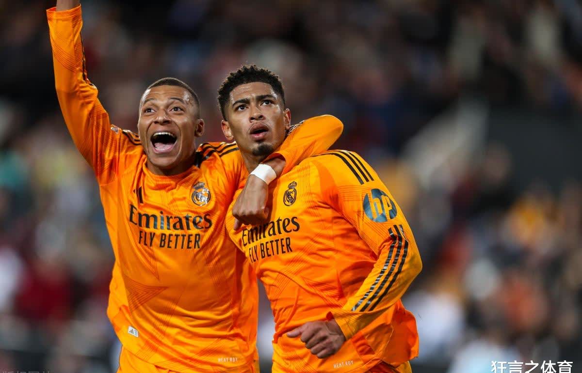 瓦伦西亚发布备战花絮，今晚回应争议，欧超杯任务艰巨，临场指挥获称赞(普京突然宣布大消息)