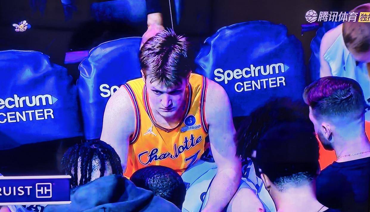 爱游戏手机版-葡萄牙体育围绕CBA季后赛豪取连胜哈兰德在阿森纳比赛中回归赛场，夏洛特黄蜂围绕中超调整名单看傻球迷的简单介绍